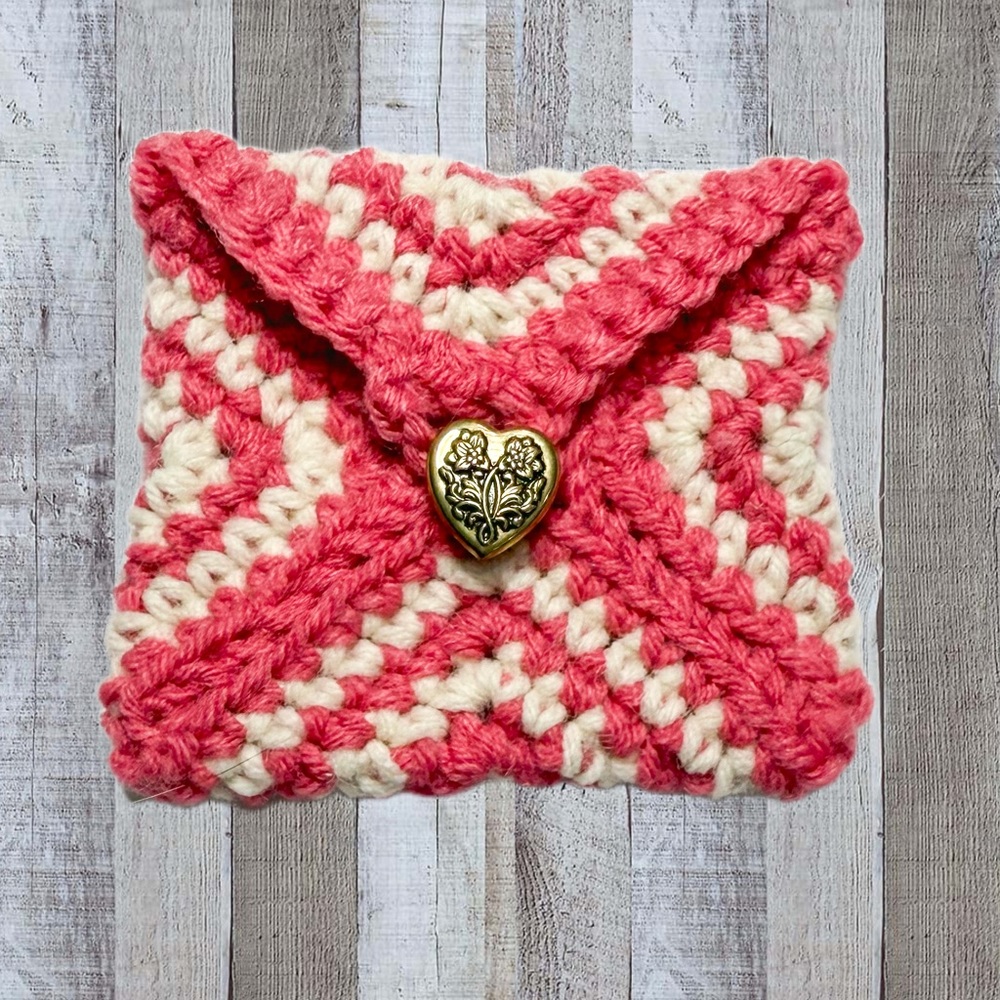 Handmade Crochet Pink Cream Granny Square Wallet Gold Flower Heart Button NWT